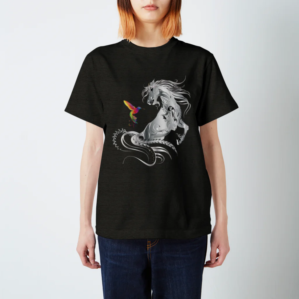 Drecome_Designの馬とハチドリ スタンダードTシャツ