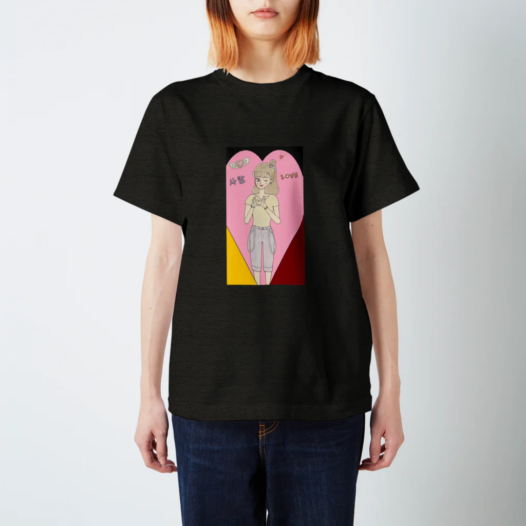 ひよこ工房のkoria in love Regular Fit T-Shirt