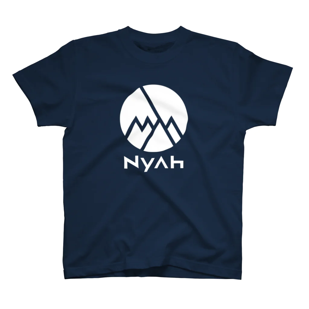 shoのNyah - white スタンダードTシャツ