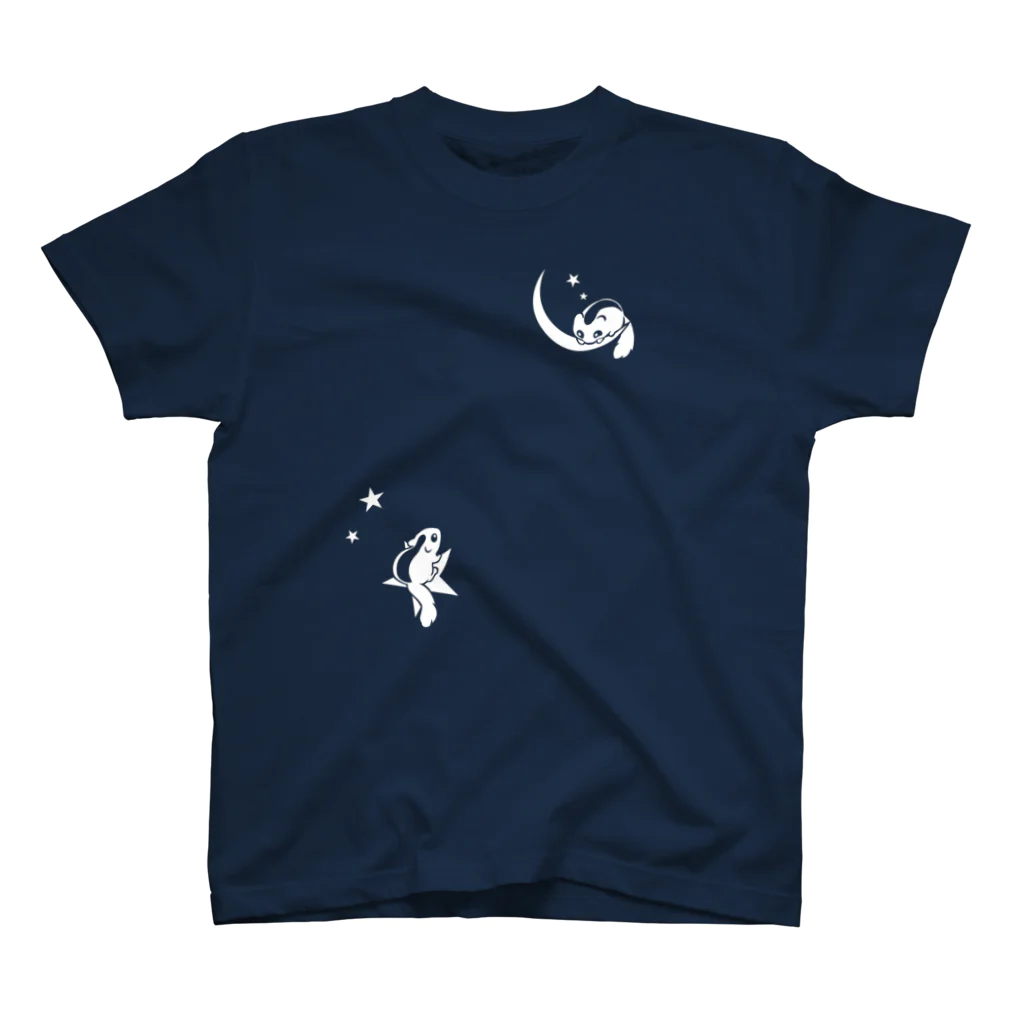 ねぼすけやの夜空にあそぶヤマネ Regular Fit T-Shirt
