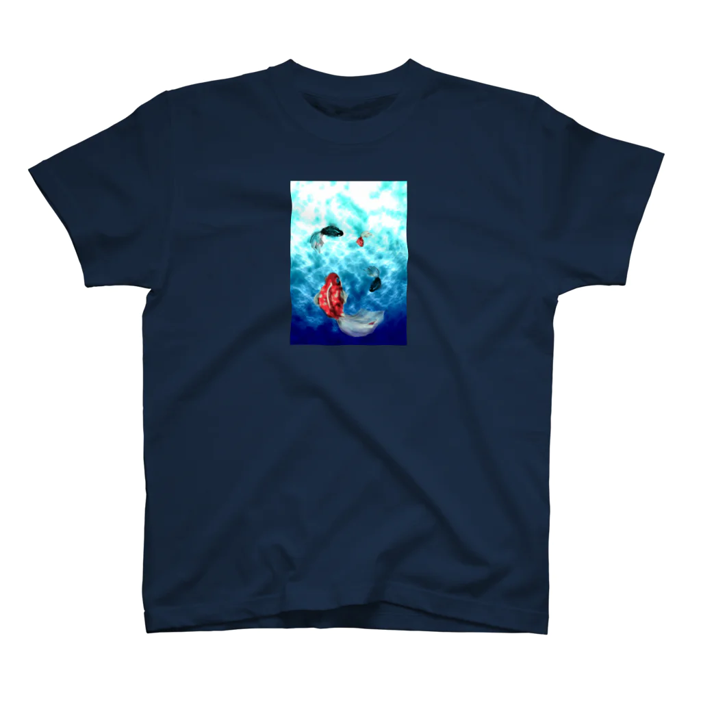 すずめの雑貨屋さんの涼しい金魚の水槽 スタンダードTシャツ