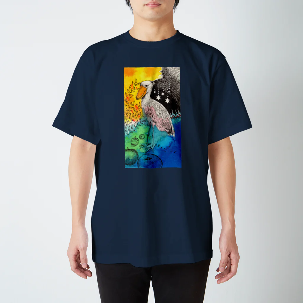 マキバドリのハシビロコウと星と林檎 Regular Fit T-Shirt