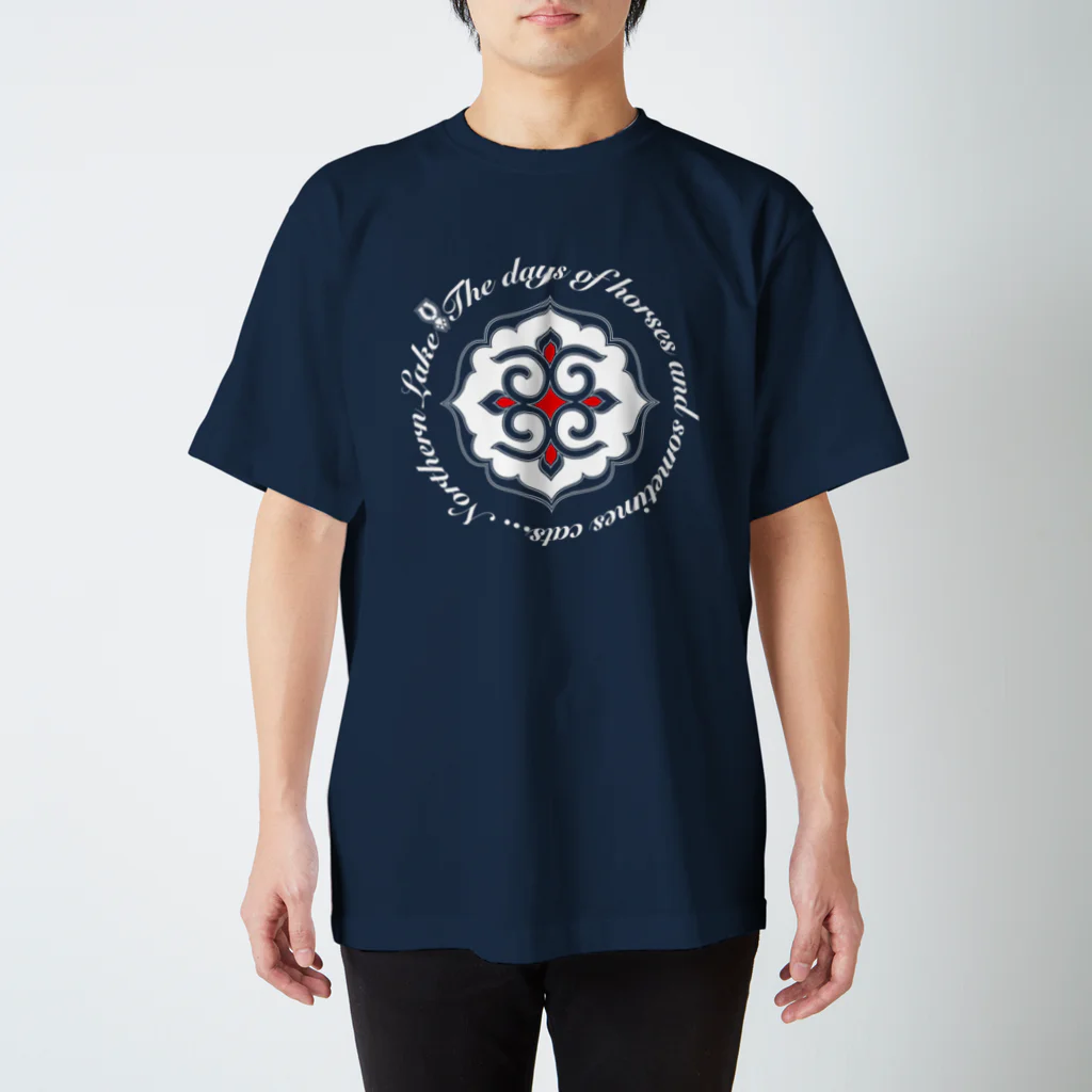 Loveuma. official shopのNorthern Lake's Ainu pattern（Symbol White） Regular Fit T-Shirt