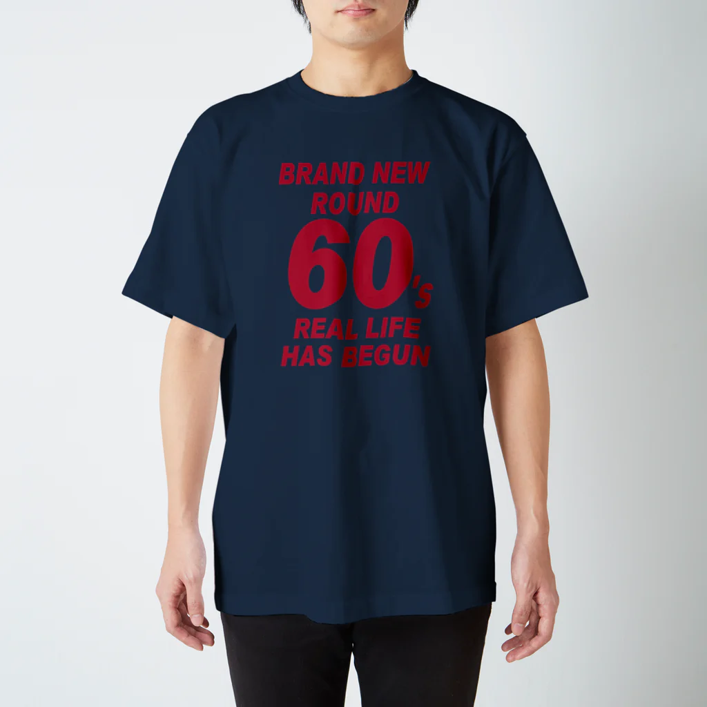 キッズモード某のROUND60 / 還暦＆アラ還を軽やかにすごすロゴ Regular Fit T-Shirt