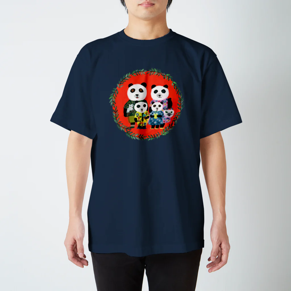 YUMIKITAGISHIのパンダファミリー Regular Fit T-Shirt
