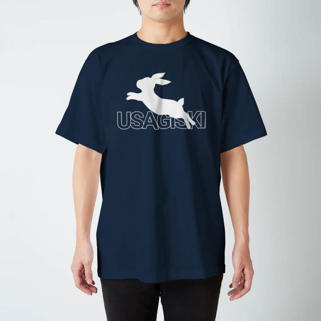 【USAGISKI】(ウサギスキー)のUSAGISKI白ロゴTシャツ Regular Fit T-Shirt