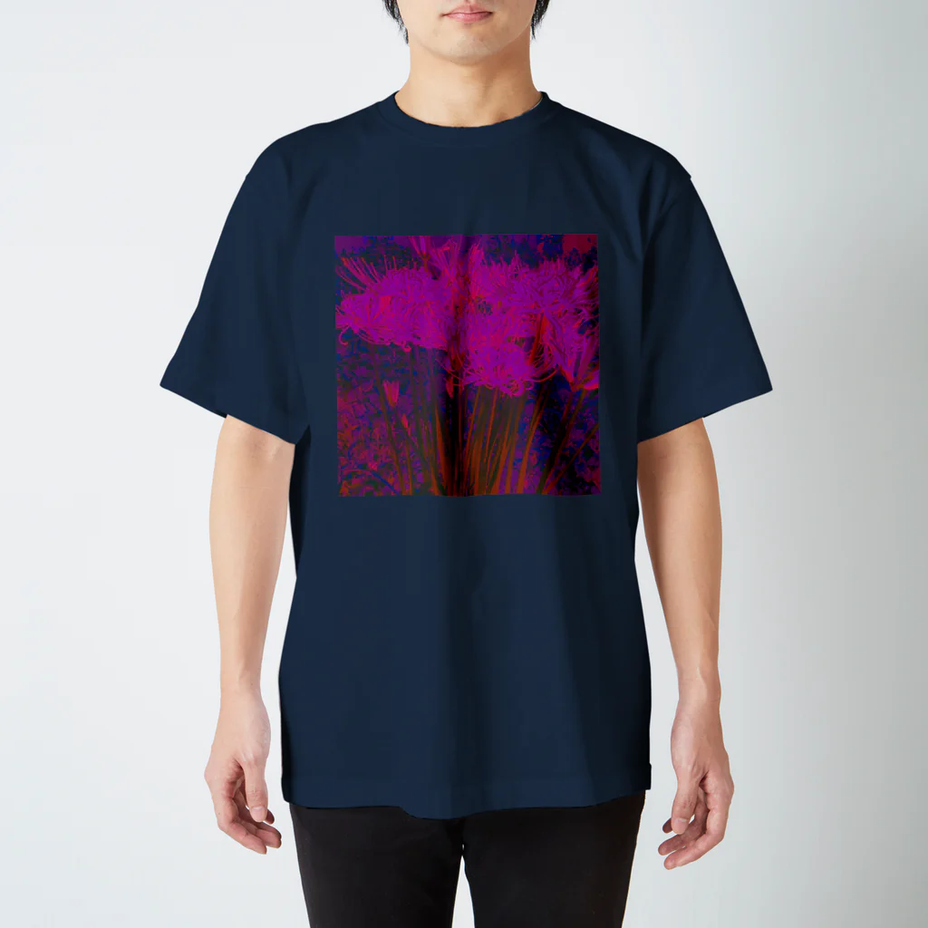 アユミーノの彼岸花のワルツ Regular Fit T-Shirt