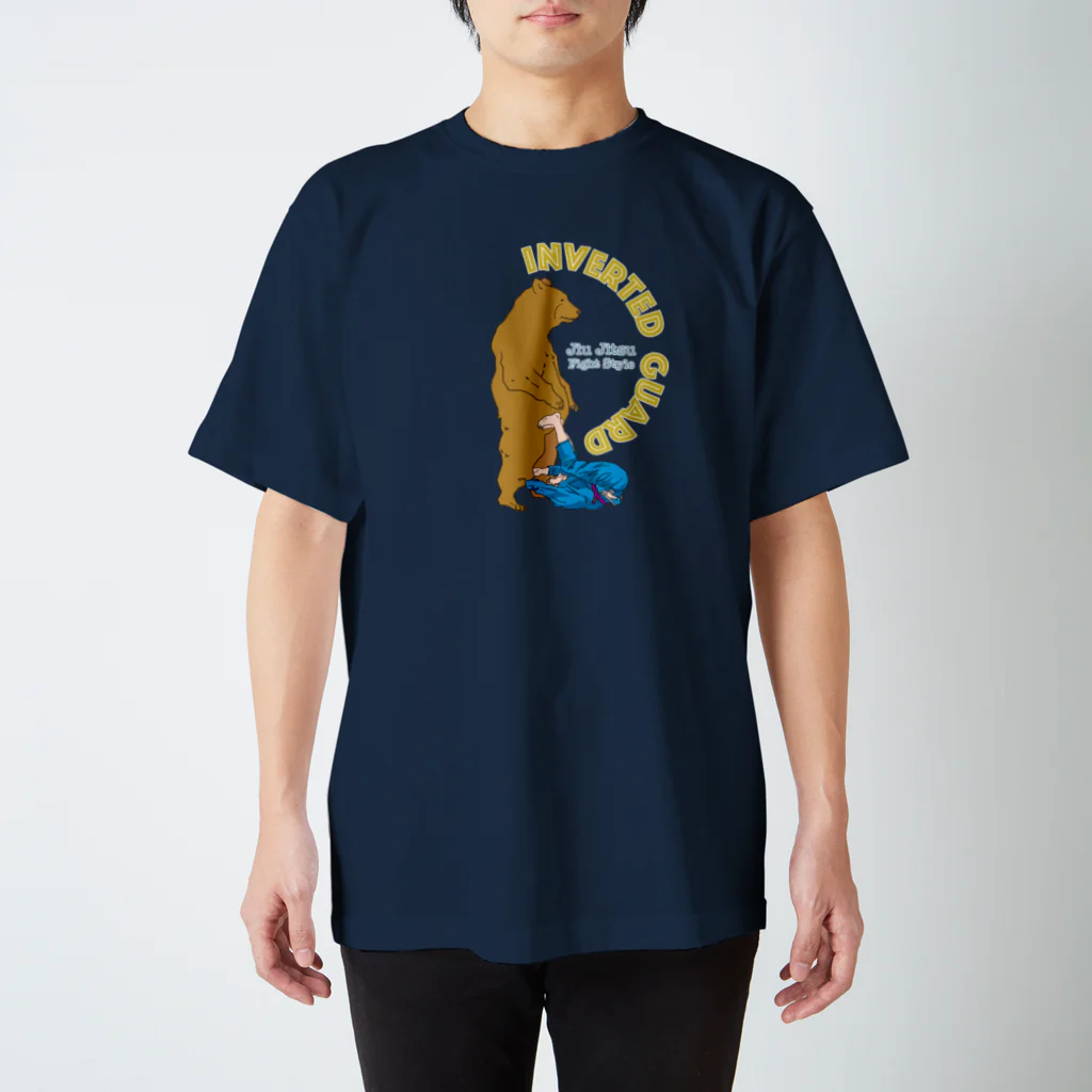 HIGEQLOのInverted  guard  Regular Fit T-Shirt