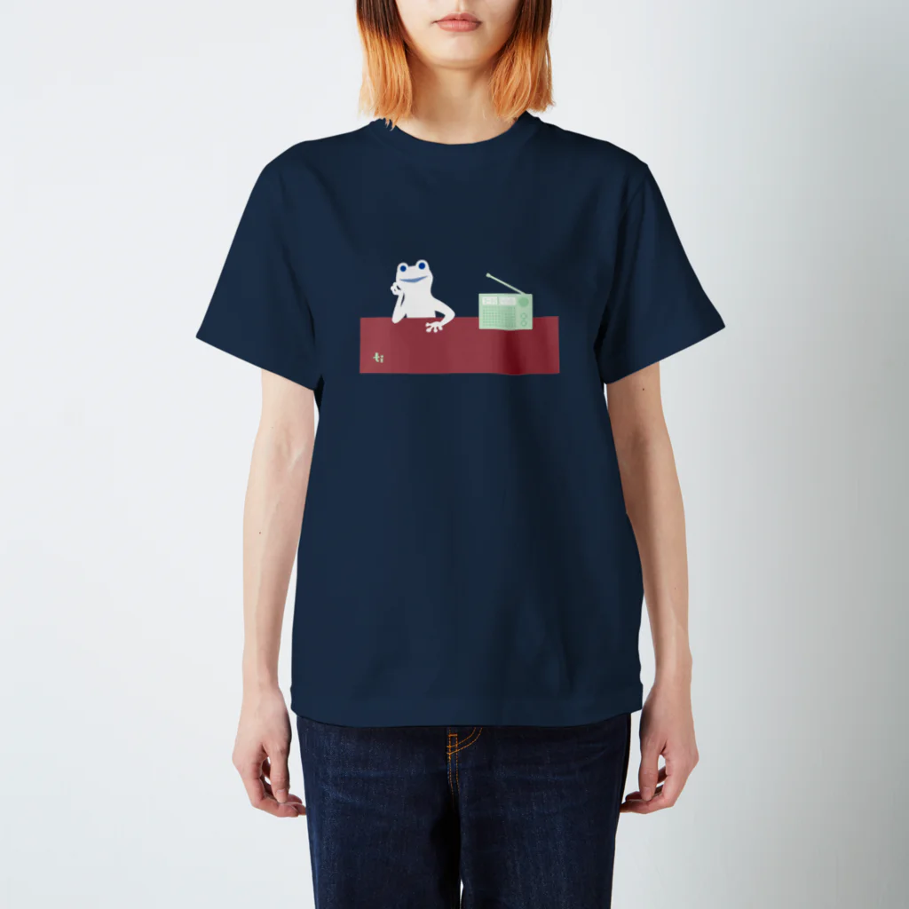 キュート セイサクショのしろッグ・ラジオ Regular Fit T-Shirt