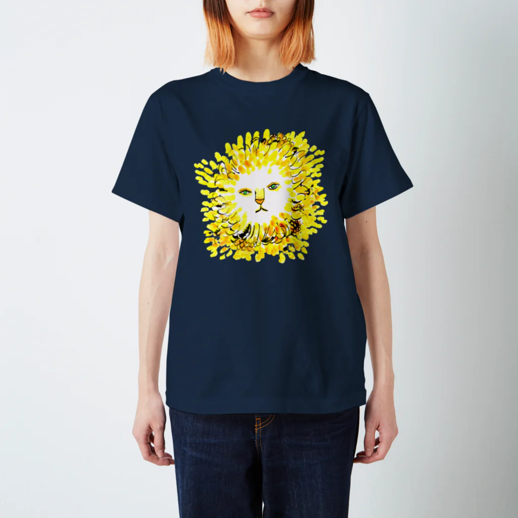 mingo-Edenの太陽のライオン Regular Fit T-Shirt