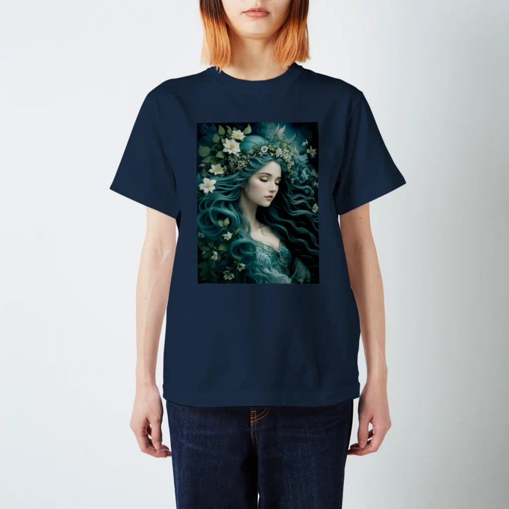 Infiniti_Dreamerの自然と融合した美しい女性 スタンダードTシャツ