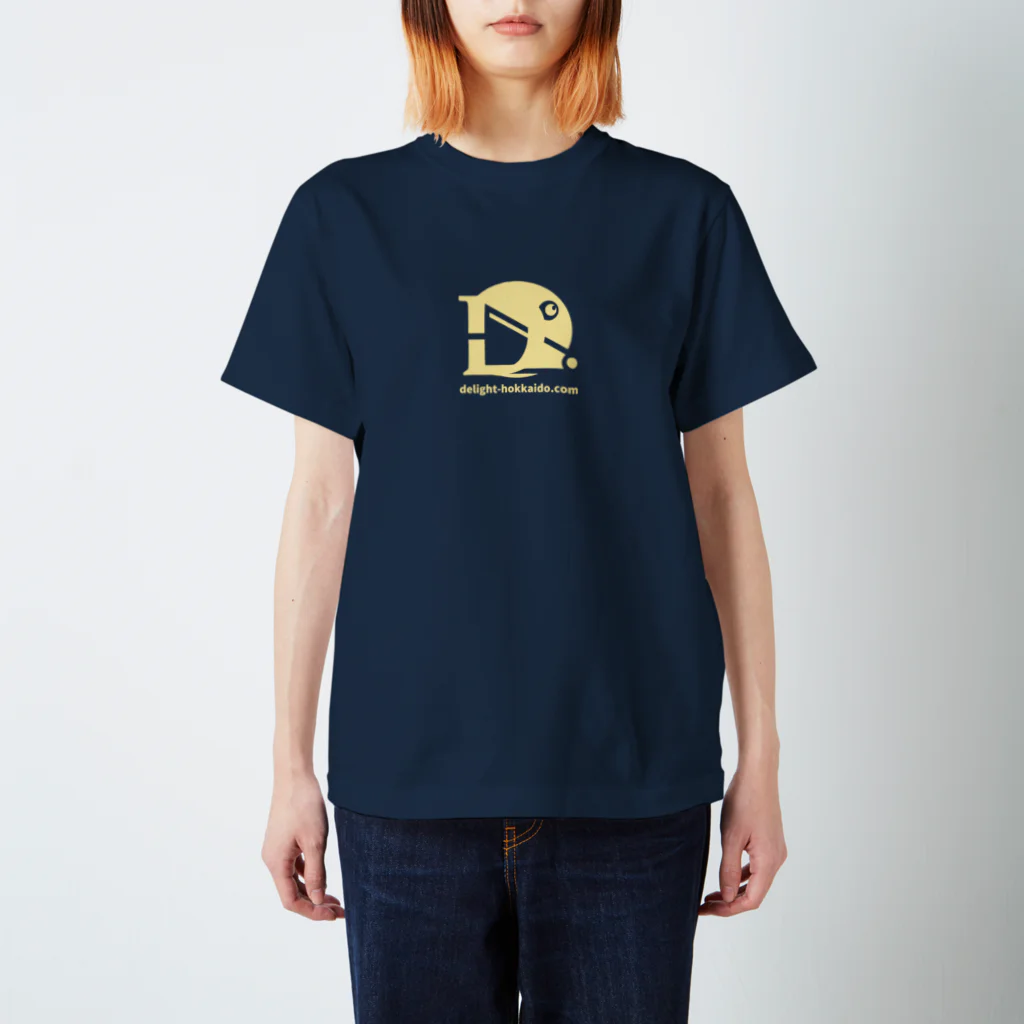 delight-hokkaido 公式ショップ 本店のdelight-hokkaido.comデザイン（アイボリー ロゴ） スタンダードTシャツ