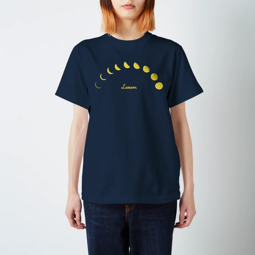 宇久伊須（ウグイス）のLemoon Regular Fit T-Shirt