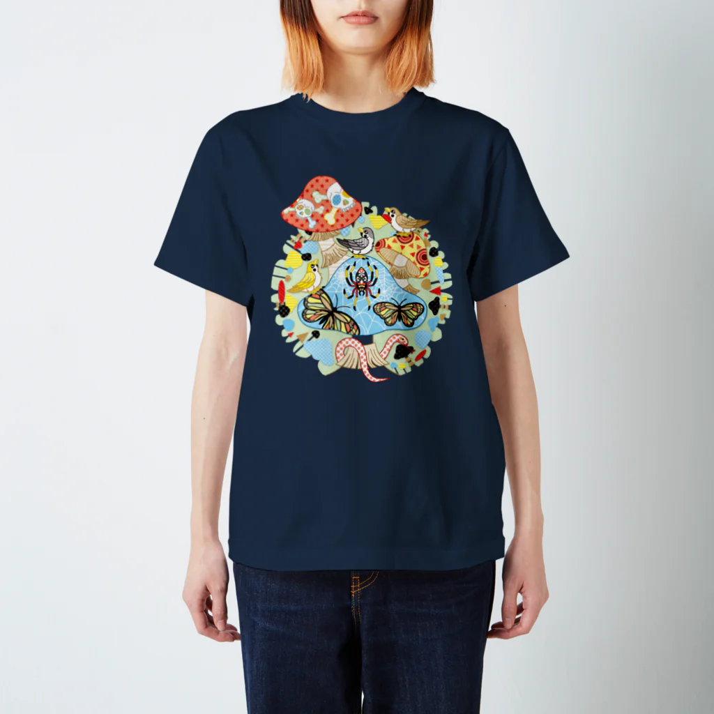 ねことりむし★CAT BIRD INSECTの毒茸と雀チュチュンがチュン Regular Fit T-Shirt