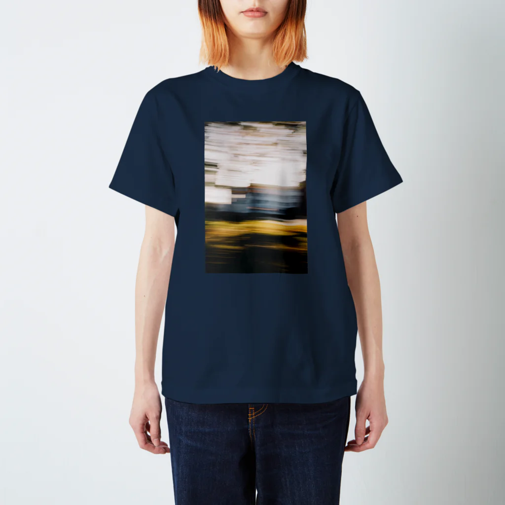 こゆきのShake Regular Fit T-Shirt