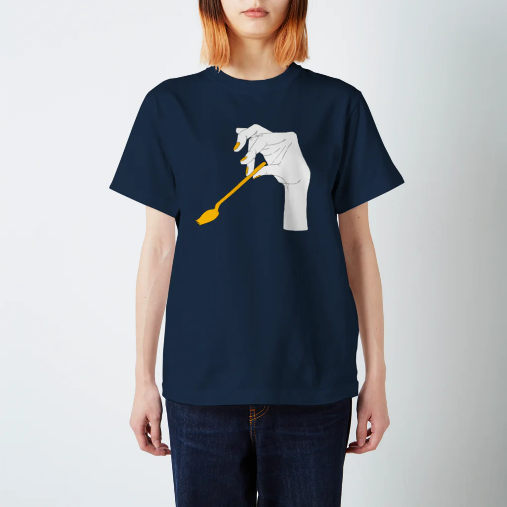 hand and yellowのSAKIWARE Regular Fit T-Shirt