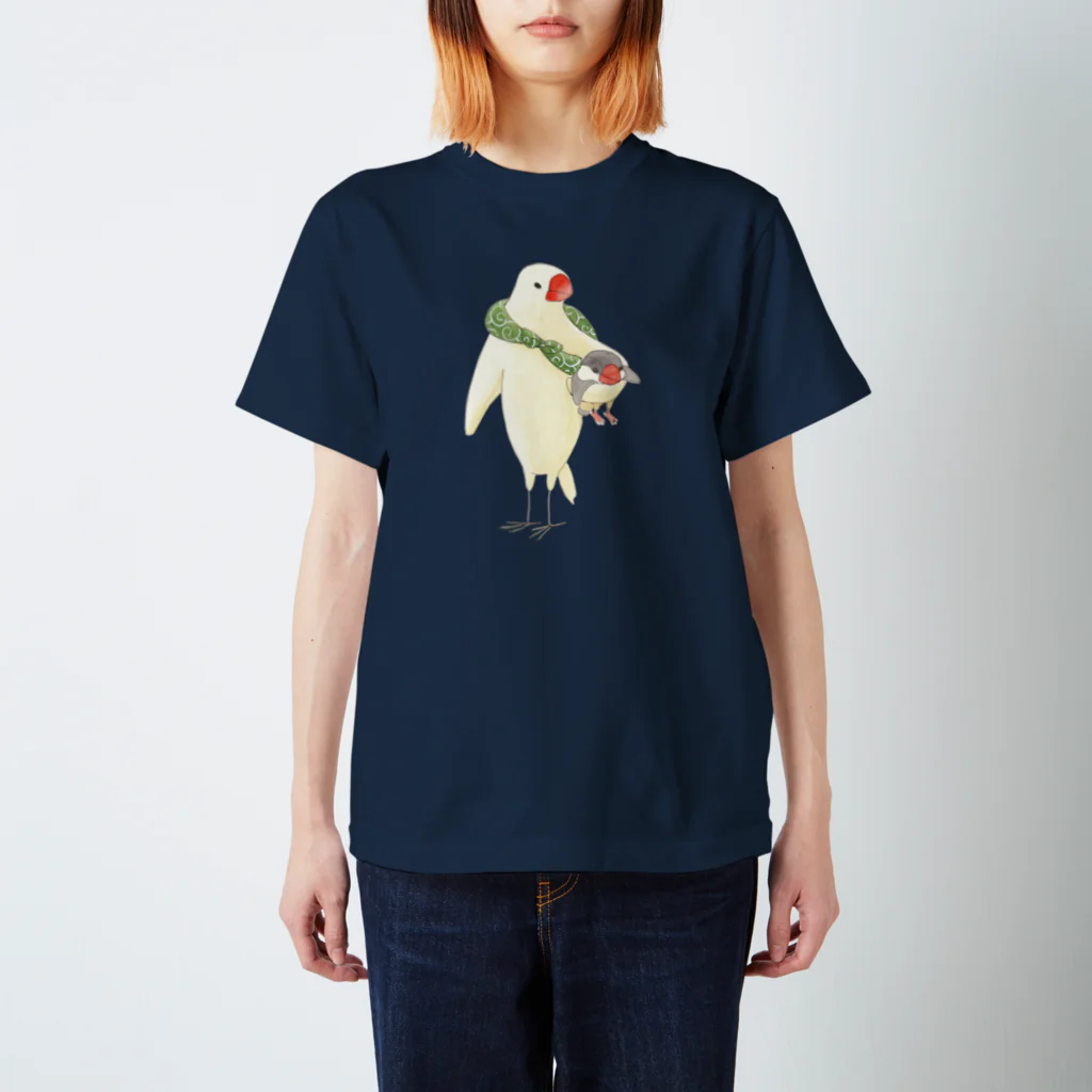 ふろしき文鳥のお店のぬいぐるみ抱っこ スタンダードTシャツ