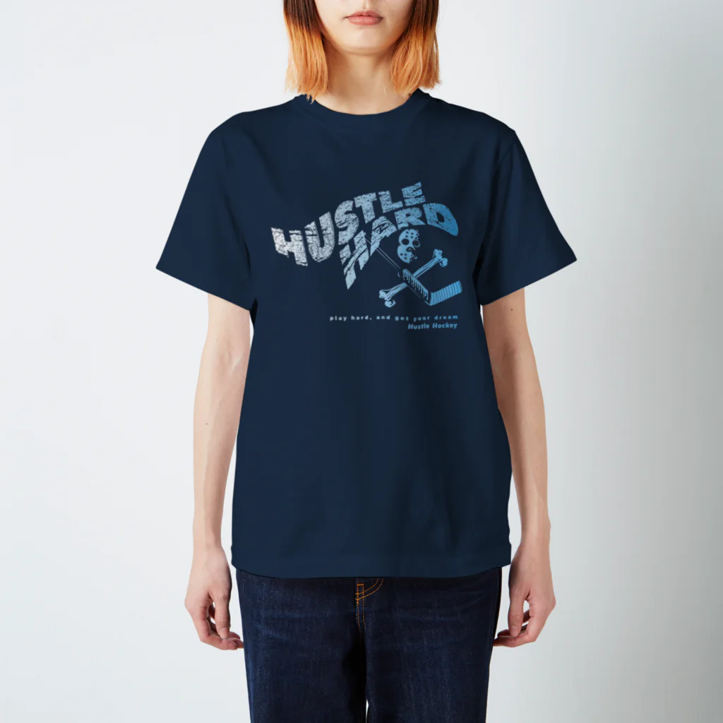 Hustle Hockeyのアイスホッケー Hustle Hard ハッスルハード Regular Fit T-Shirt