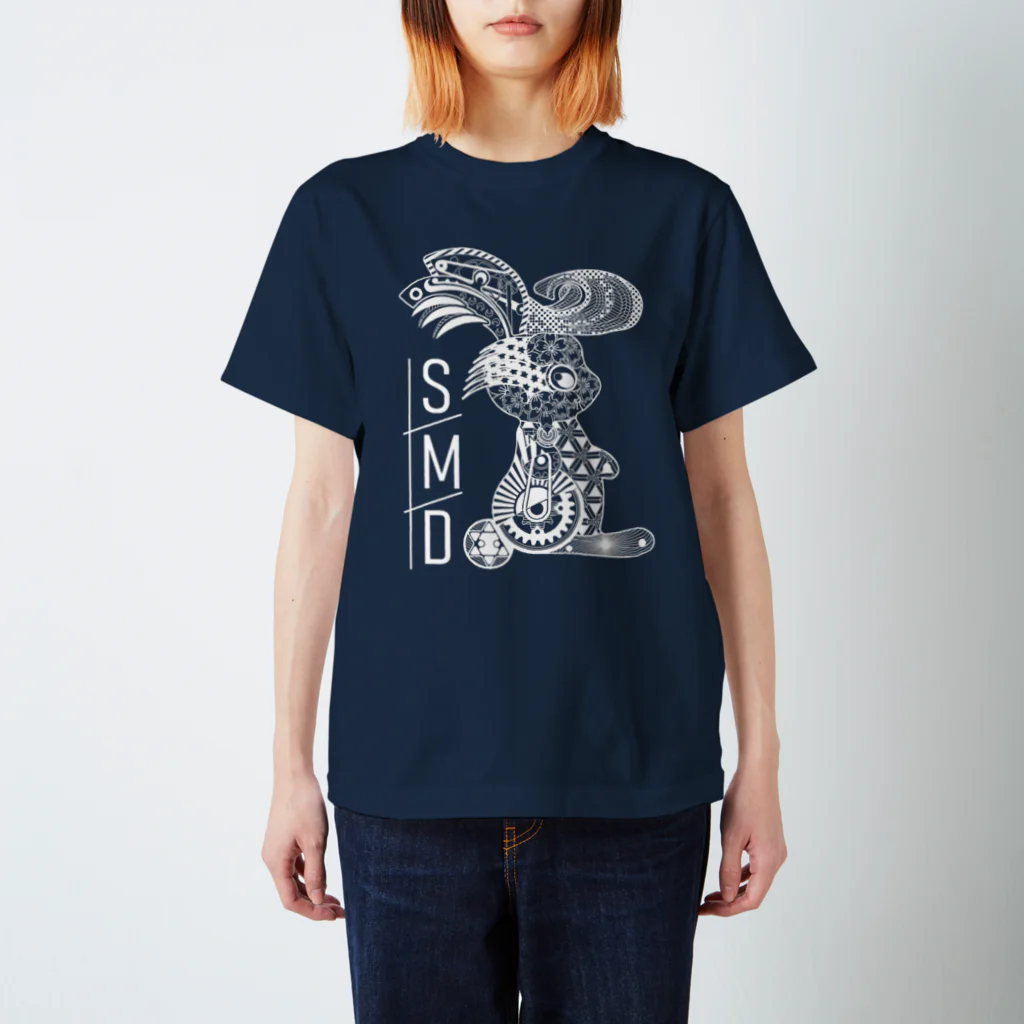 SMD Factoryのメカリーゼントうさぎ 白 Regular Fit T-Shirt
