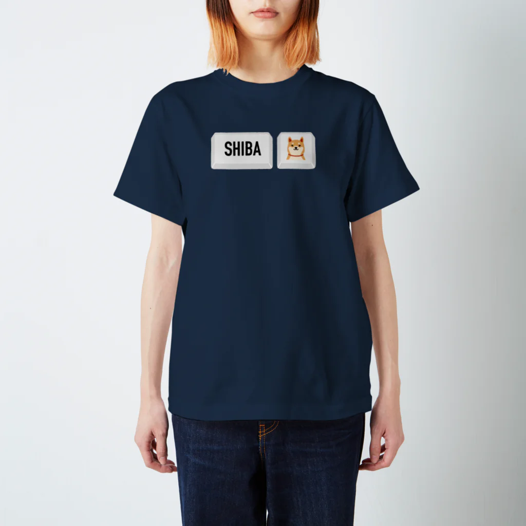 しばじるしデザインのキートップなシバ Regular Fit T-Shirt