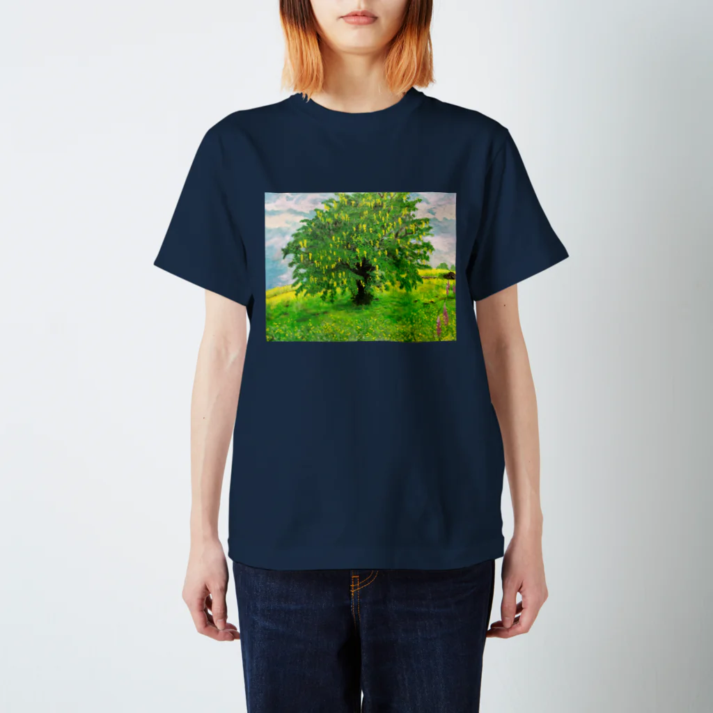 SJMavisの輝くような孤立するキングサリの木：Laburnum Tree in Splendid Isolation Regular Fit T-Shirt
