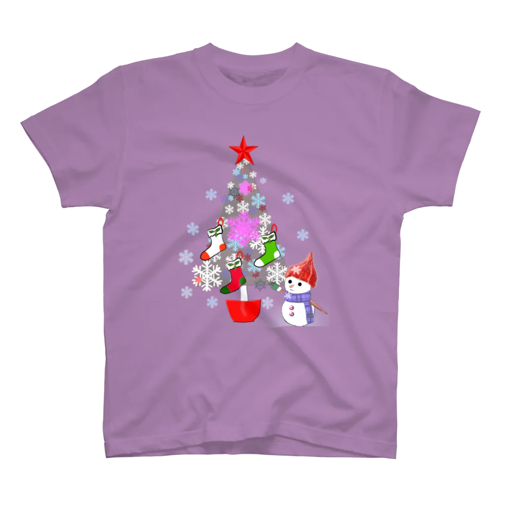 月夜のタツノオトシゴのAnd so happy Christmas Regular Fit T-Shirt