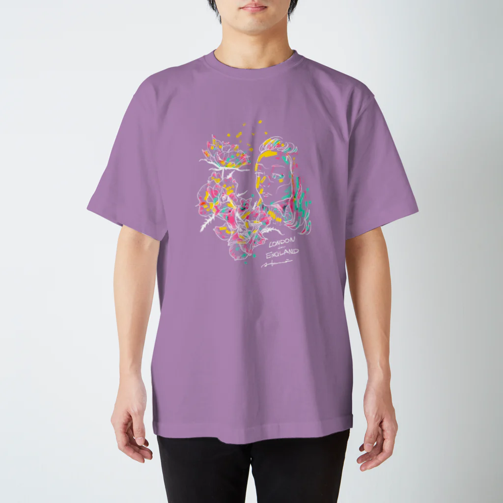 Aki Kuboki ONLINE SHOPのロンドンのバラ(WH) Regular Fit T-Shirt