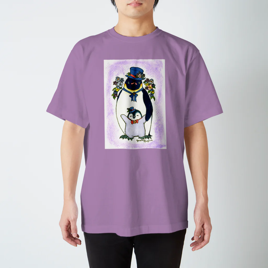 ヤママユ(ヤママユ・ペンギイナ)の令和ぺんぎん－菫えんぺ－ Regular Fit T-Shirt