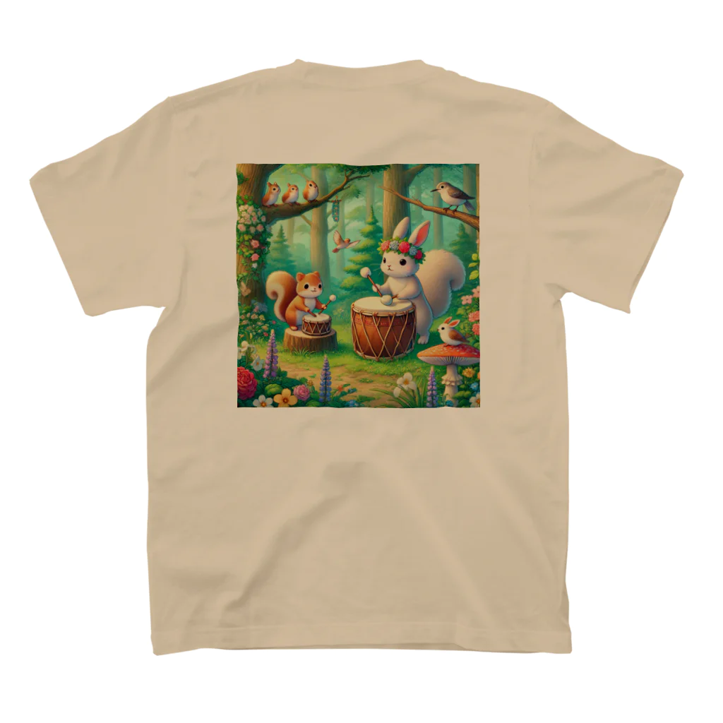 エレファント先生と虹色こどもたちのウサギちゃんとリスちゃんの森の音楽会 Regular Fit T-Shirtの裏面