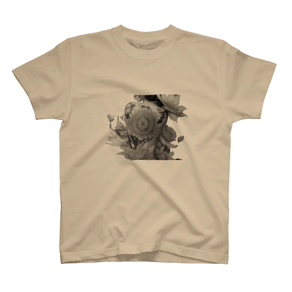 新ーARATAの花の入墨 Regular Fit T-Shirt