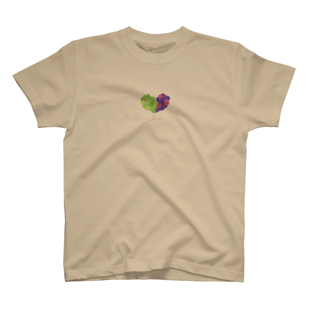 MORI CRAFTのハートの葡萄 Regular Fit T-Shirt