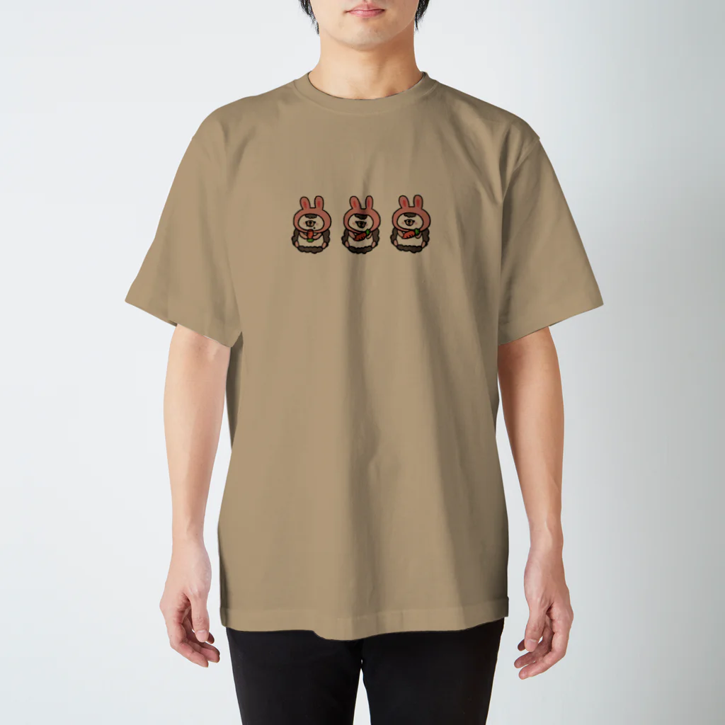 くまこのうさぎかぶってるハリネズミ スタンダードTシャツ