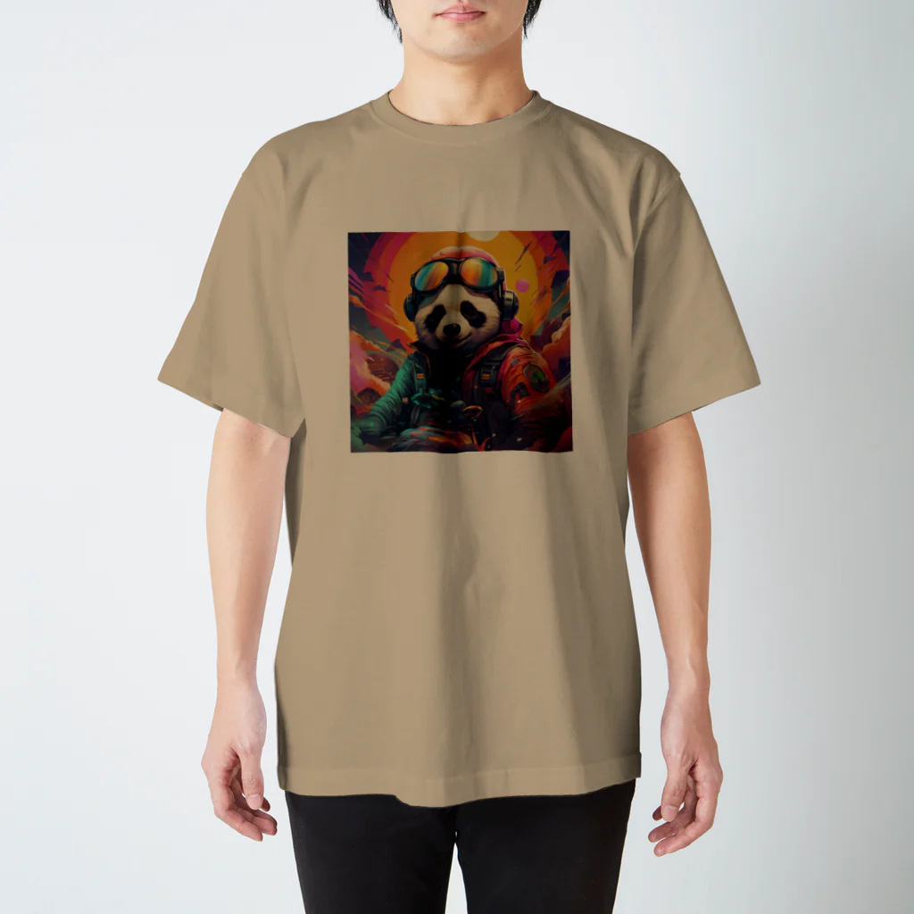 MiraCode　(by AI design)のFuture Funk Panda スタンダードTシャツ