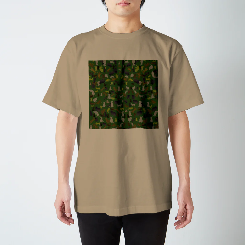 WAMI ARTの猫迷彩グリーンベース Regular Fit T-Shirt
