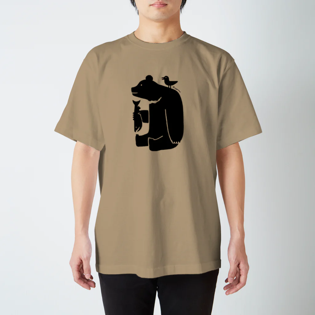 寺山武士 / イラストレーターの熊と鮭 スタンダードTシャツ