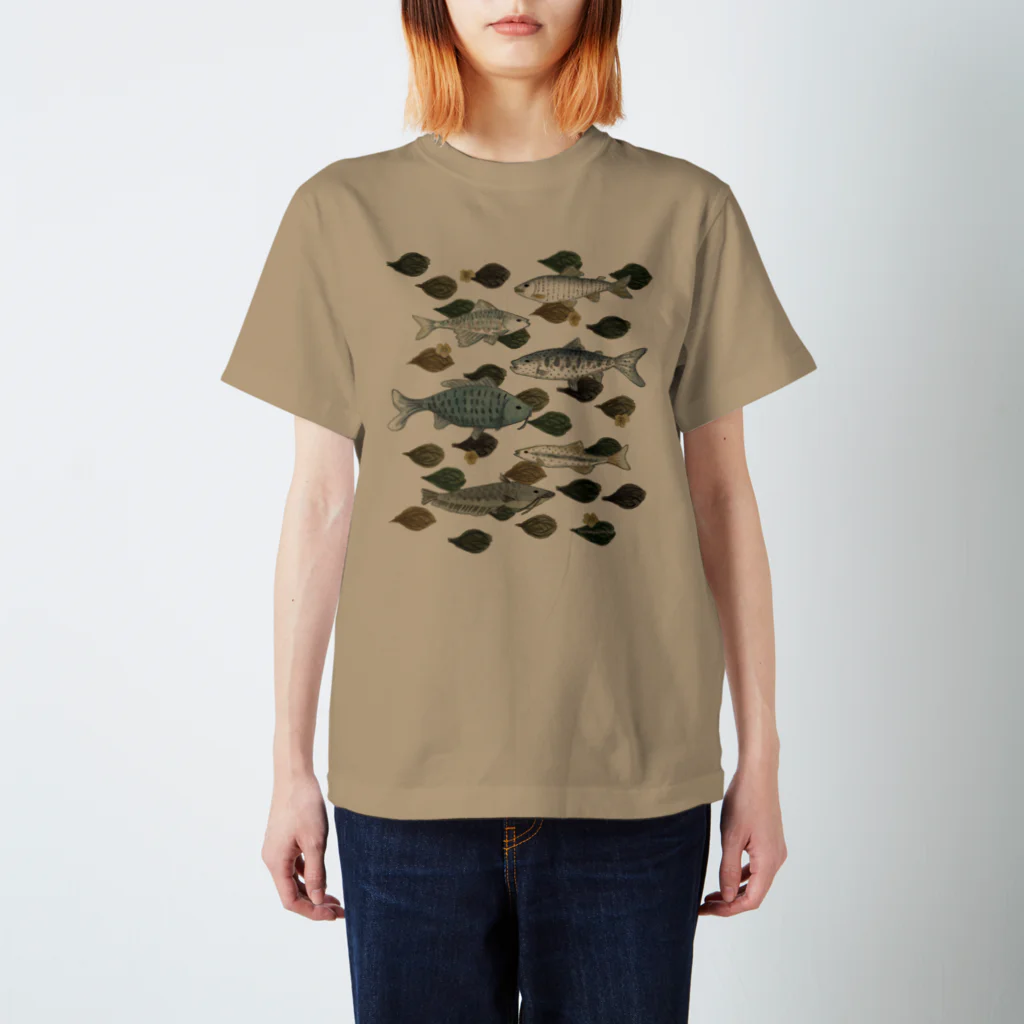 Tachimako/Mikaの川魚のカモフラ風 Regular Fit T-Shirt