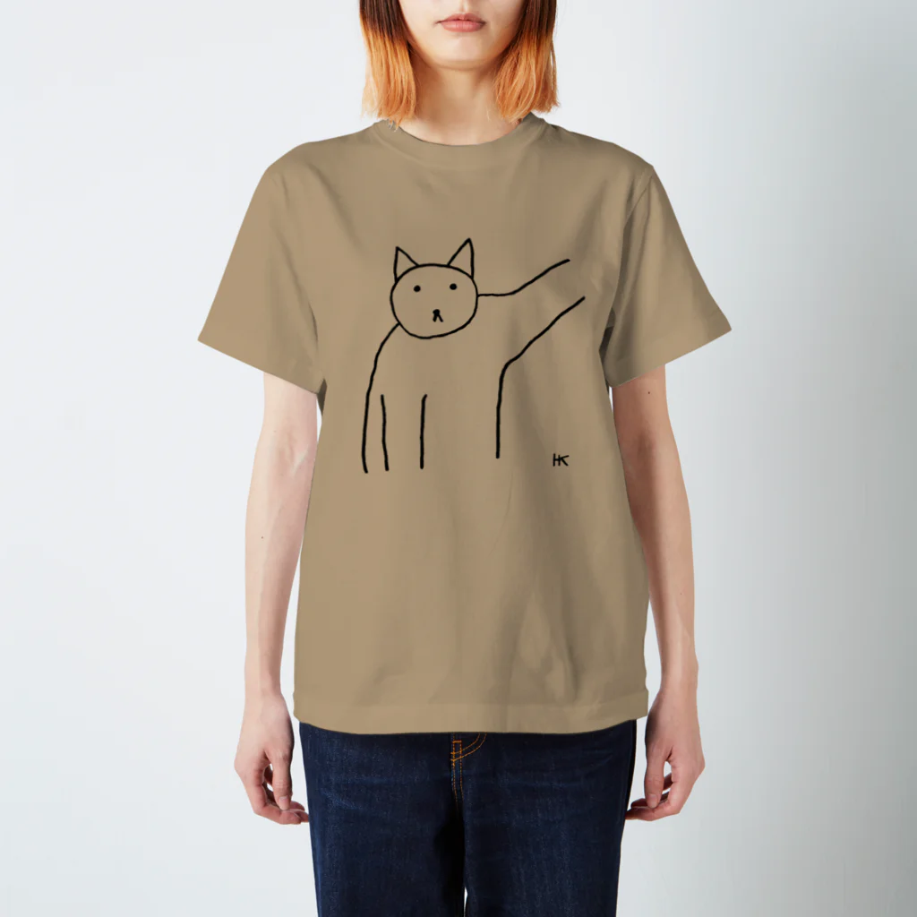 hk_illustrationのねこちゃん壁ドン スタンダードTシャツ