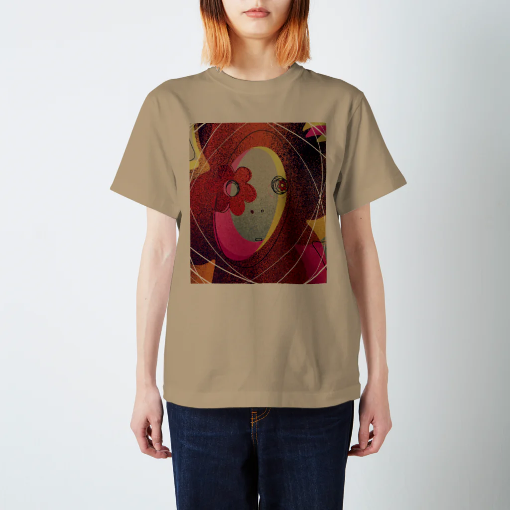 なにかしら並んでますのお花 Regular Fit T-Shirt