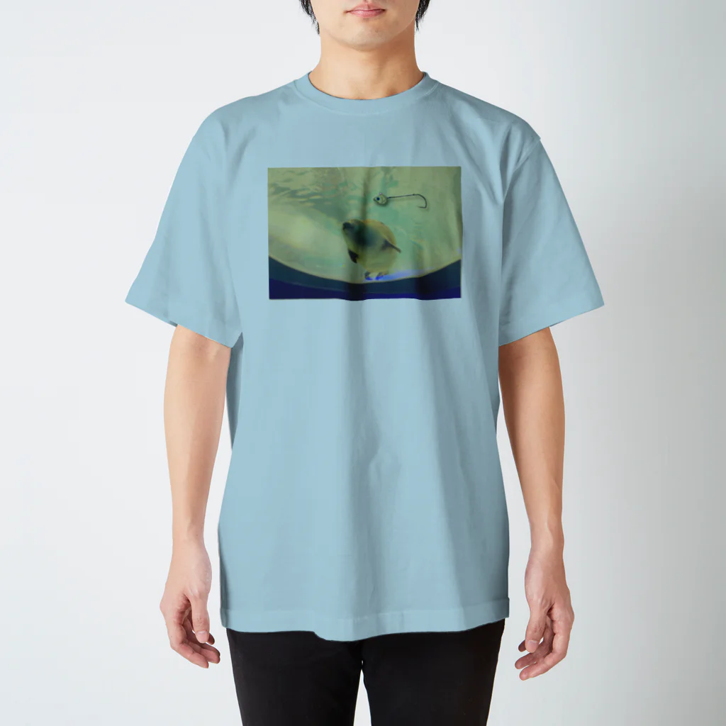 gorobakuのテンヤと海●館のアザラシ スタンダードTシャツ