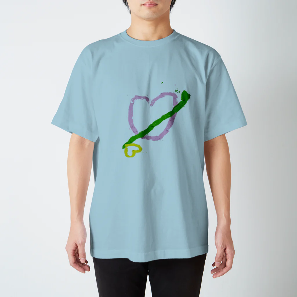 GoneOrange_CaffeのUn corazon Regular Fit T-Shirt