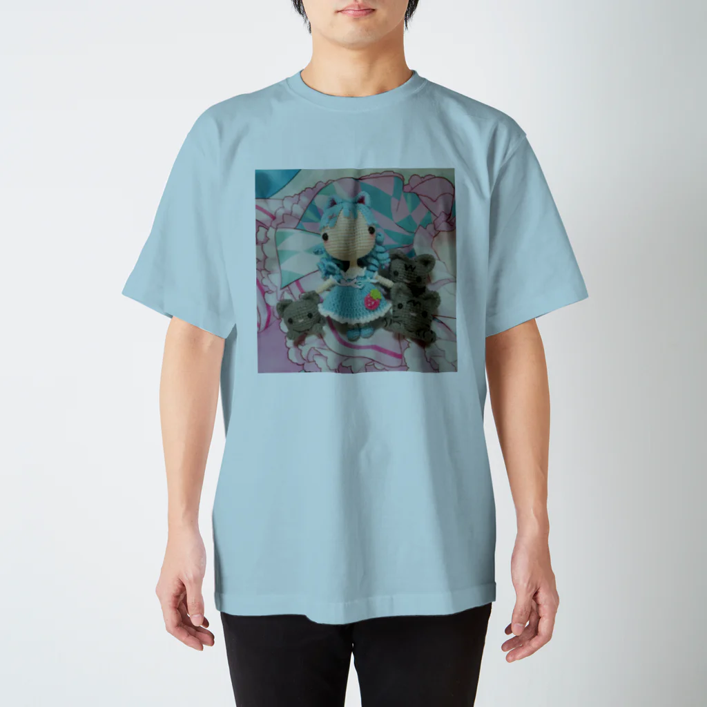 miku'ꜱGallery星猫のあみぐるみラゼルと3匹の猫 スタンダードTシャツ