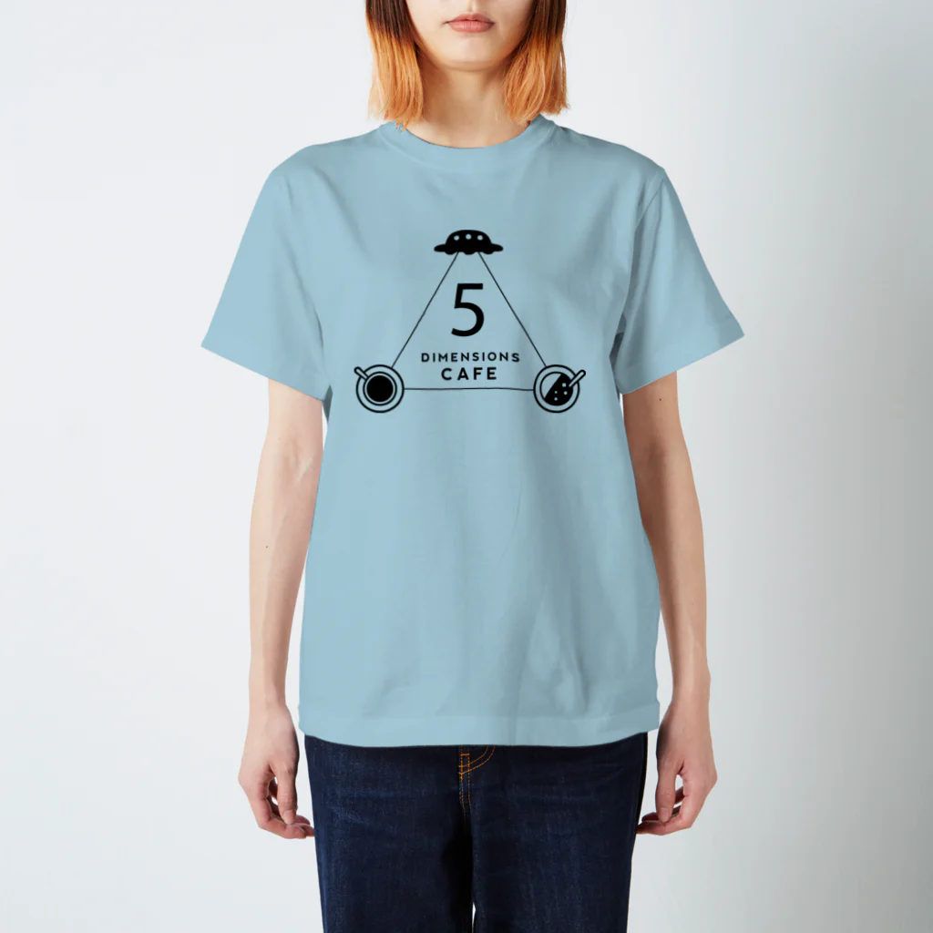 metao dzn【メタヲデザイン】の5次元カフェ（D）bk スタンダードTシャツ