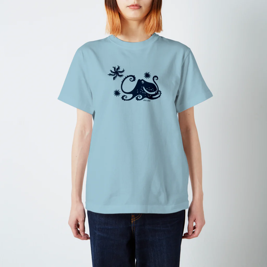 oba:obaの蒼い蛸 スタンダードTシャツ