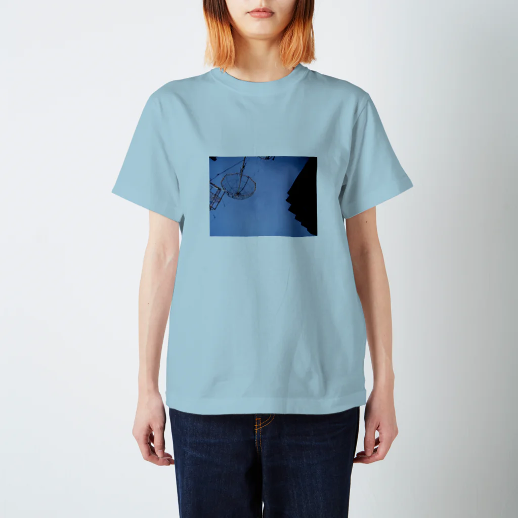 秋刀魚の眼のFoggy London Regular Fit T-Shirt