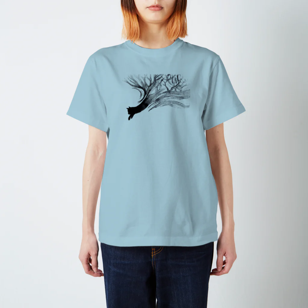 shokomumuの森と一緒に帰ってきた猫 Regular Fit T-Shirt