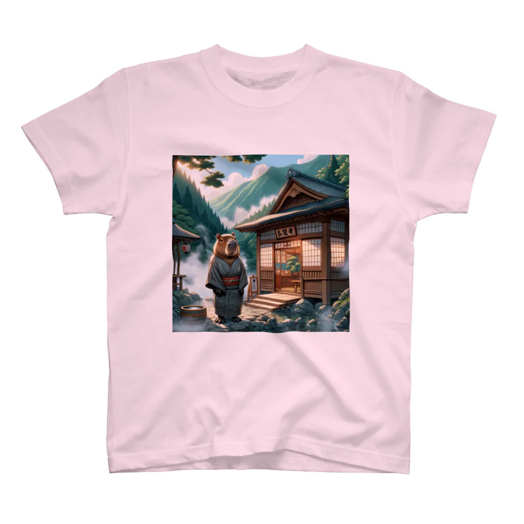 アニマル達の温泉旅館を営むカピパラ Regular Fit T-Shirt