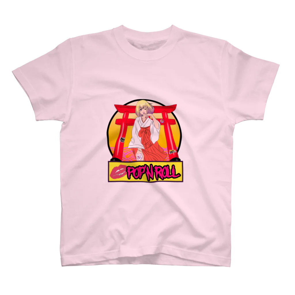 POP'N ROLLのpop'n 巫女girl  Regular Fit T-Shirt