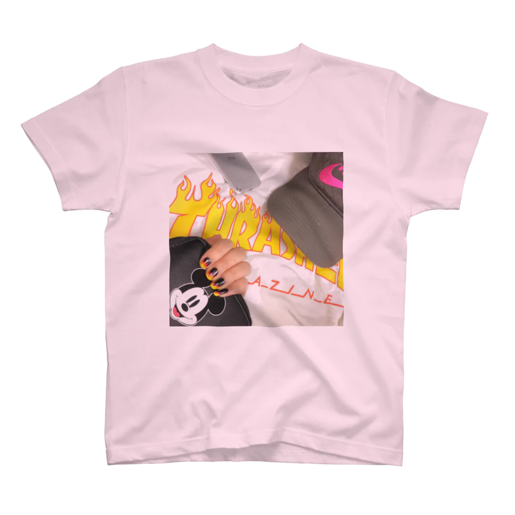 faibea street girlz'nのTHRASHER スタンダードTシャツ