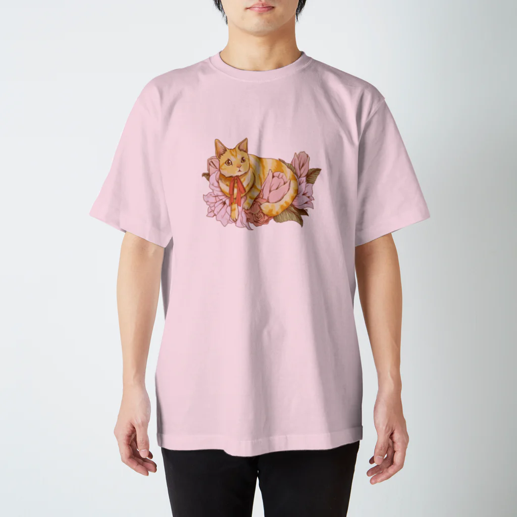 Lichtmuhleの猫とお花 スタンダードTシャツ