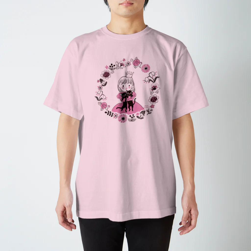 オカダミキの黒猫姫 Regular Fit T-Shirt